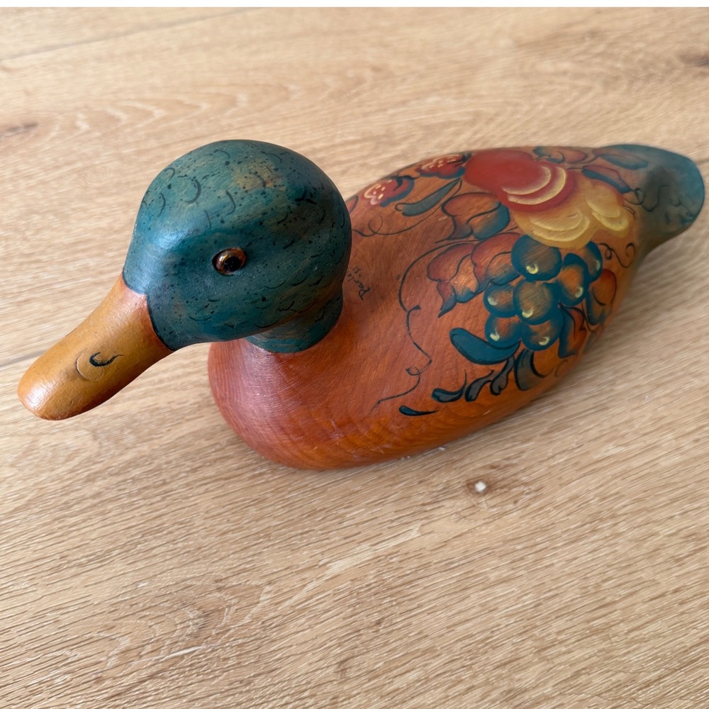 Vintage 1981 Signed Darlene Hand Painted Wood Duck Decoy Folk Art Floral Fruit